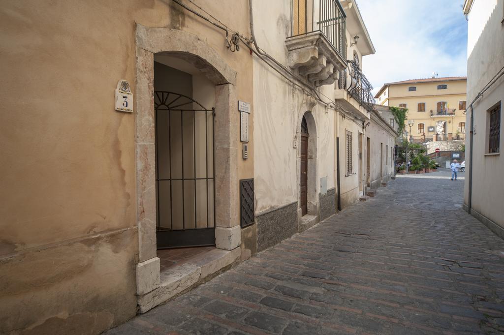 B&B Il Padrino Savoca Exterior foto